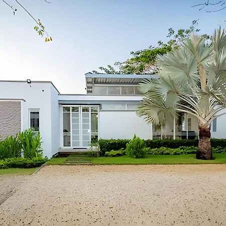 Modern & Fresh | Arroyito W/pool & Barbecue *