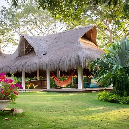 Modern & Fresh | Arroyito W/pool & Barbecue Villa Cartagena